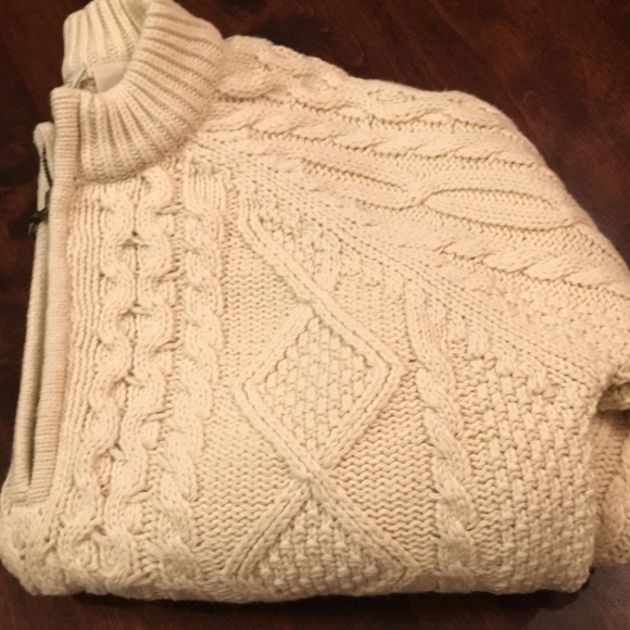 L.L. Bean kids cable knit sweater - Picture 10 of 10